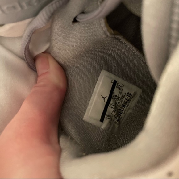 Jordan’s - Picture 3 of 11